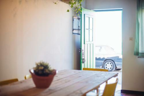 Hostal Balili Surf House