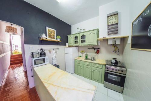 Hostal Balili Surf House