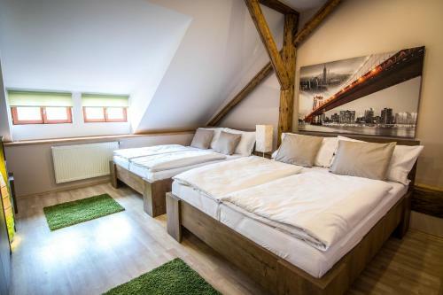 Tylova Apartments