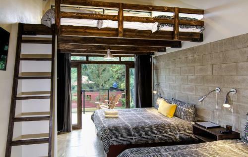 Jarabacoa Mountain Hostel