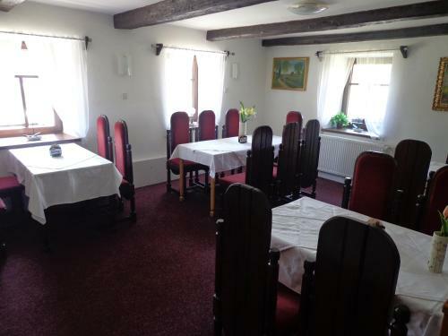 Hostal Penzion A Restaurace U Strnada