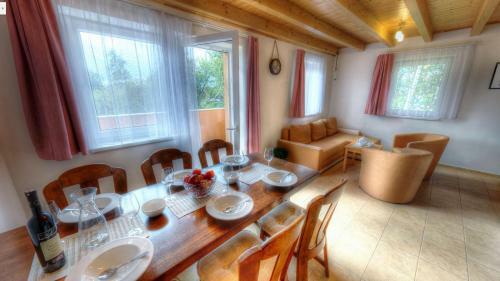 Apartments Nad Rybn�ky