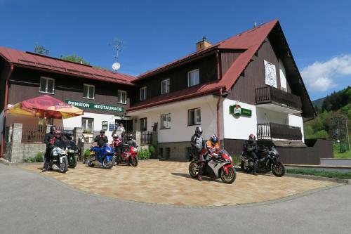 Hostal Horsk� Pension Gendorf