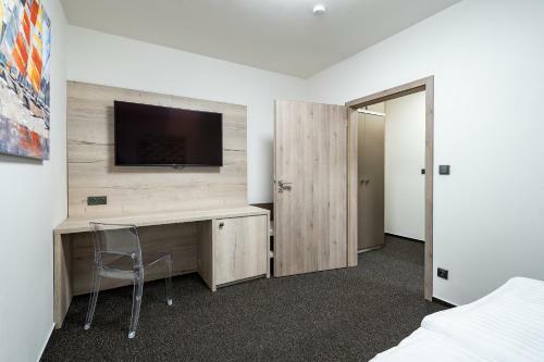 Hostal Penzion Dionysos Pod Kartouzkou