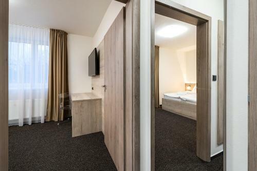 Hostal Penzion Dionysos Pod Kartouzkou