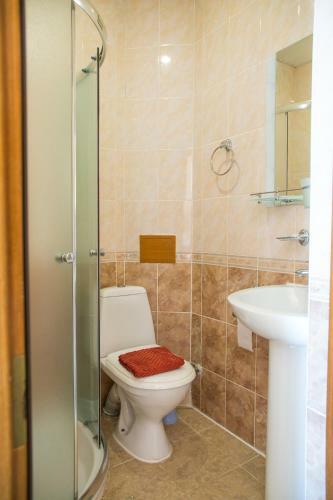 Ev Roshel Hotel