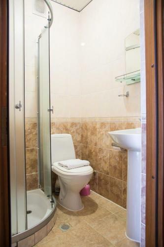 Ev Roshel Hotel