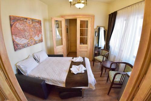 Hostal La Maisonnette