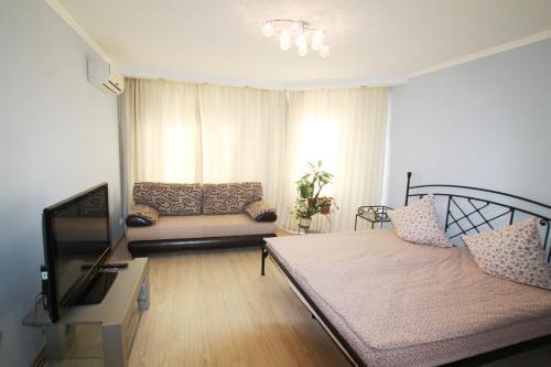 Myakinino Apartment