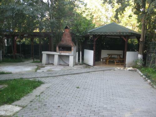 Hostal La Roze