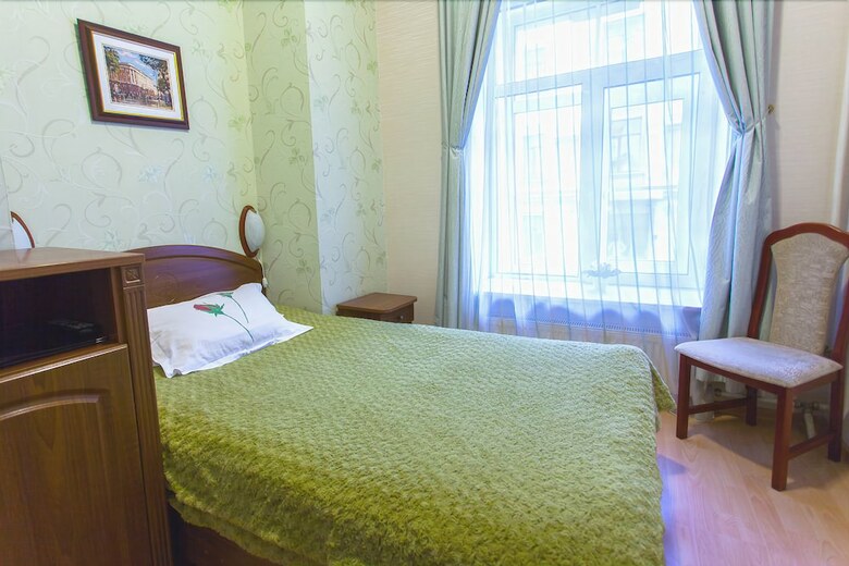 Hostal Zlatoust Hotel