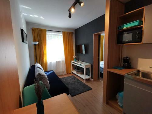 Elor Apartment