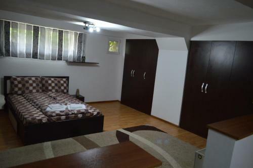 Csikos Apartment