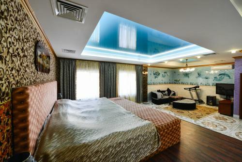 Malibu Hotel
