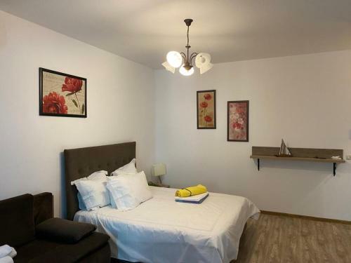 Argos Summerland Apartment
