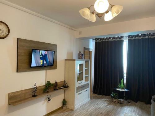 Argos Summerland Apartment