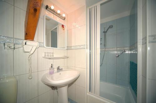Hostal Pension Ana Bran
