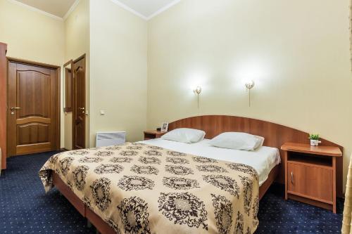 Pilau Business Hotel