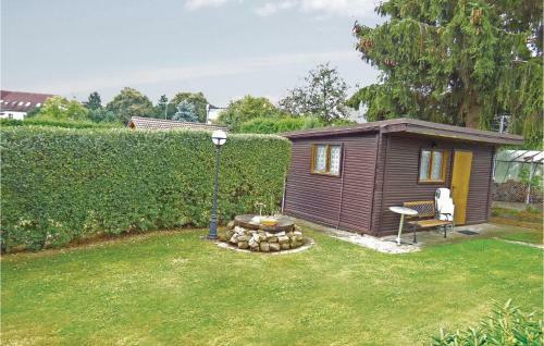 Three-bedroom Holiday Home In Velke Popovice