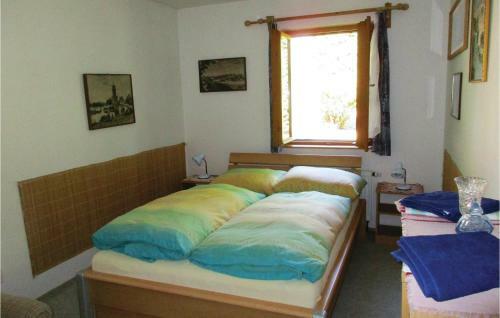 Three-bedroom Holiday Home In Velke Popovice