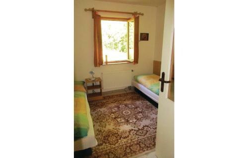 Three-bedroom Holiday Home In Velke Popovice