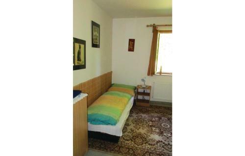Three-bedroom Holiday Home In Velke Popovice