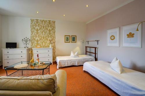 Hostal Pension Vila Hana