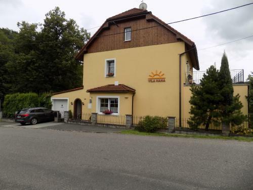 Hostal Pension Vila Hana