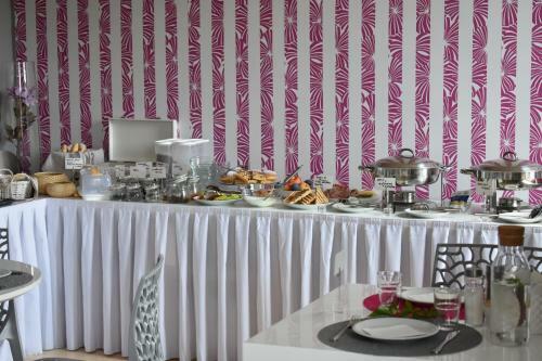 Hostal Pension Vila Hana