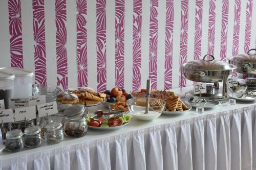 Hostal Pension Vila Hana