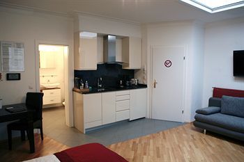 La Scala Apartments