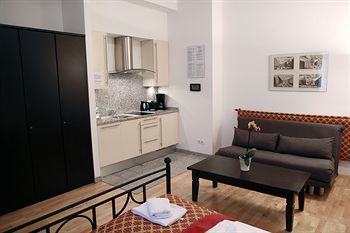 La Scala Apartments