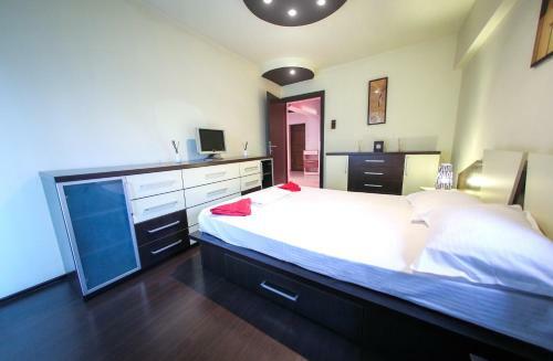 Apartamento Nerva Traian