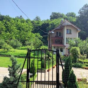 Hostal Casa Noastra