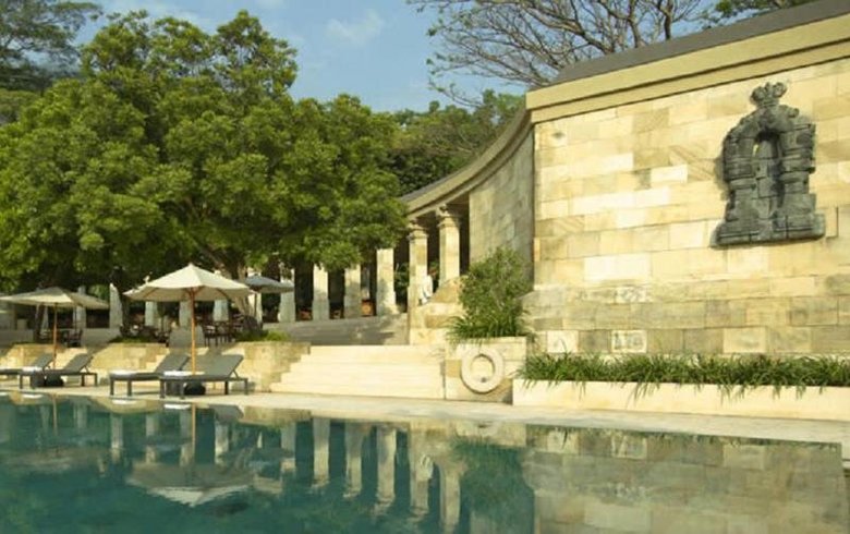 Hotel Amanjiwo
