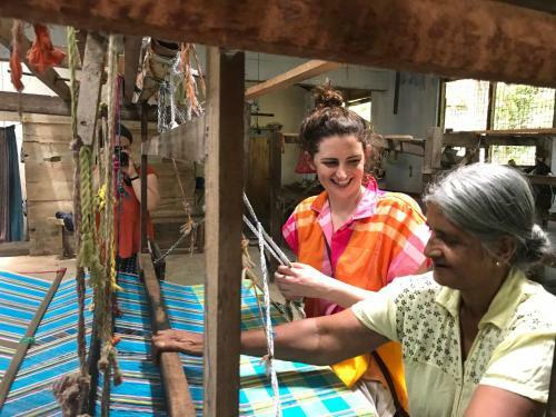 Villa Sooriya Weaving