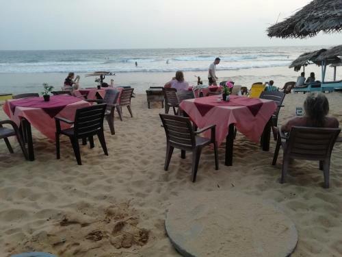 Hostal Universal Beach Guest House