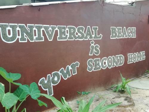 Hostal Universal Beach Guest House