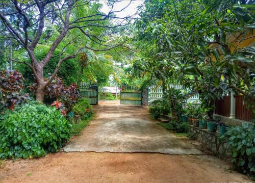 Hostal Sigiri Regal Residence