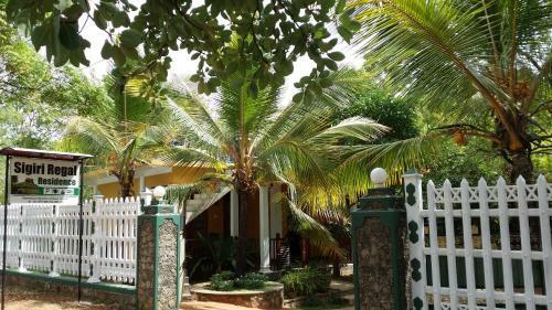 Hostal Sigiri Regal Residence