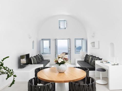Hotel Astra Suites
