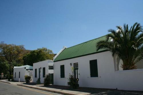 Camdeboo Cottages