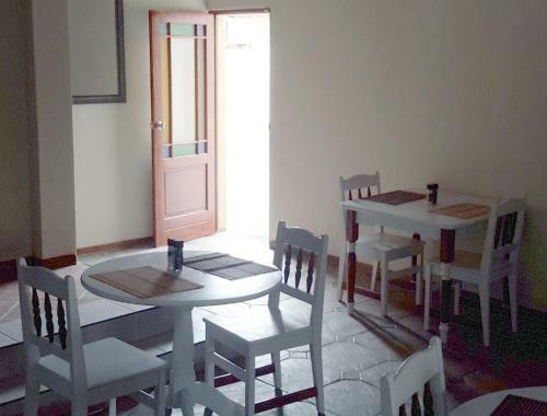 Amigos Bed & Breakfast