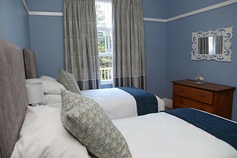 Hostal Newington Place