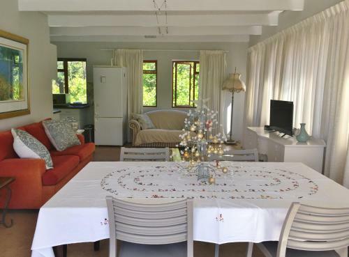Hostal Jardin De Fees