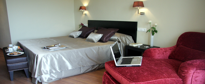 Hotel Yit El Postigo