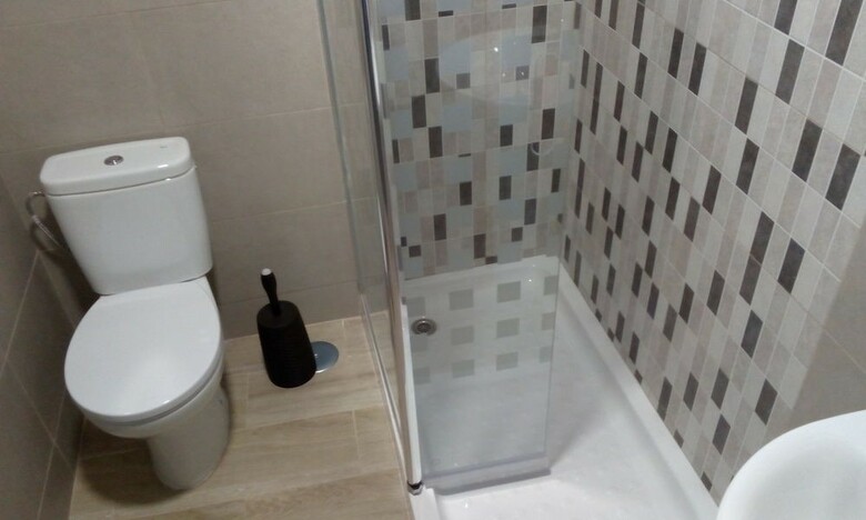 Hostal Pensi�n Montore�a