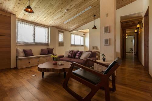 Sunnylands B&B