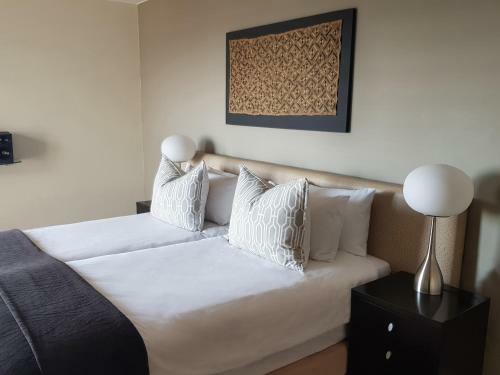 Weom Apartments