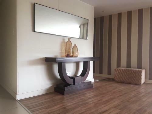 Weom Apartments